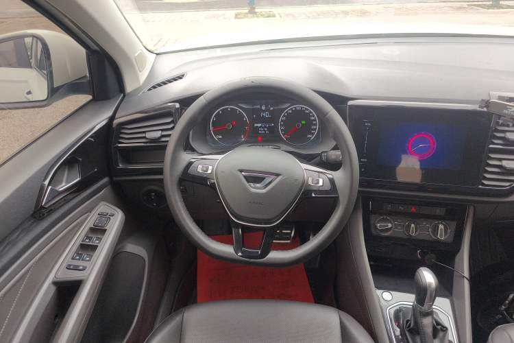 Used Jetta VS5 2019 280TSI Automatic Enjoyment Model
