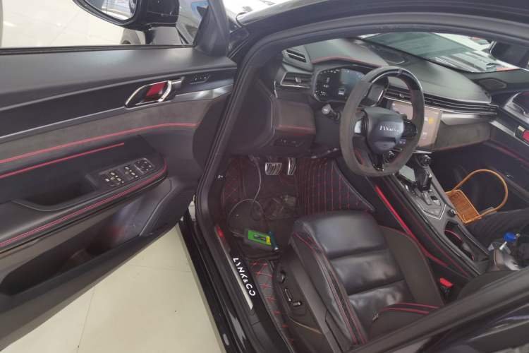 Used Lynk & Co 05 2020 2.0TD Four-Wheel Drive Limited-Edition Timed Release
