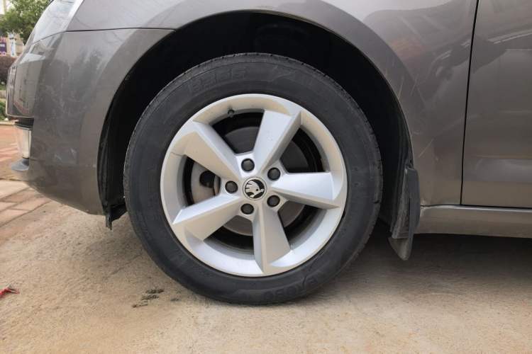 Used Skoda Octavia 2015 1.6L Automatic Yijie Edition