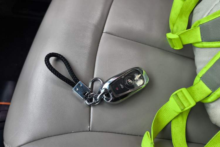 Used Buick GL8 2020 Land Business Class 652T Luxury Model