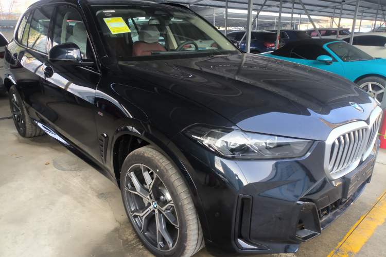 Used BMW X5 2025 Model, xDrive 30Li Prestige M Sport Night Package