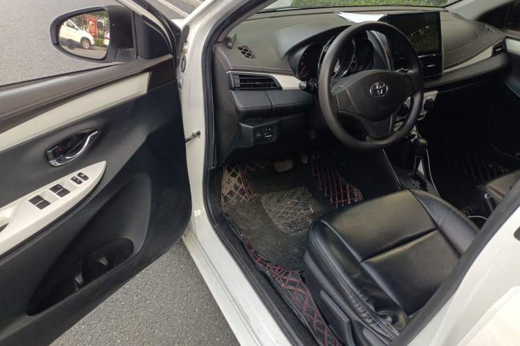 Used Toyota Vios 2016 1.5L Automatic ZhiZhen Xingyao Edition Driver Seat