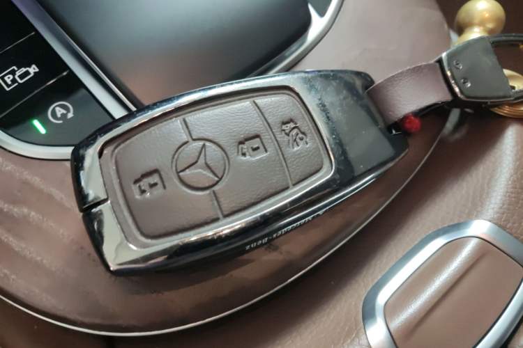 Used Mercedes-Benz E-Class 2023 Updated E 300 L Fashion Edition