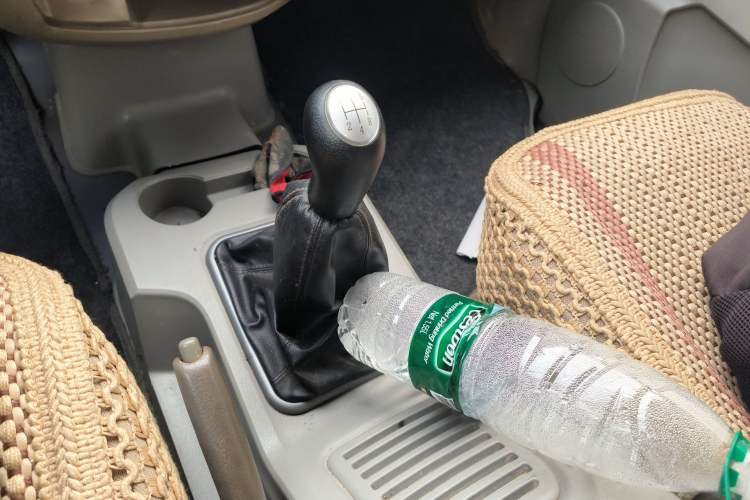 Used FORTHING Lingzhi 2016 M3L 1.6L 7-Seater Comfort Model
