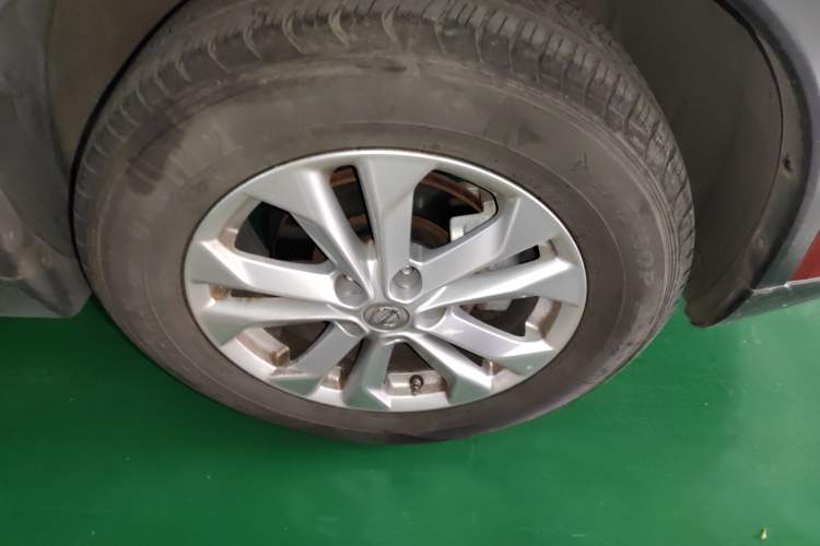 Used Nissan X-Trail 2014 2.5L CVT Luxury Edition 4WD
