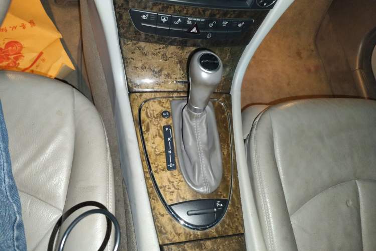 Used Mercedes-Benz E-Class 2008 E 230 Fashion Model
