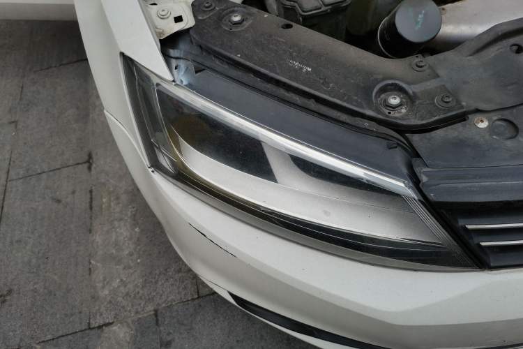 Used Volkswagen Sagitar 2014 Revised Version 1.6L Manual Comfort Edition