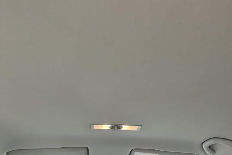 Used Volkswagen Lavida 2017 1.6L Manual Fashion Edition
