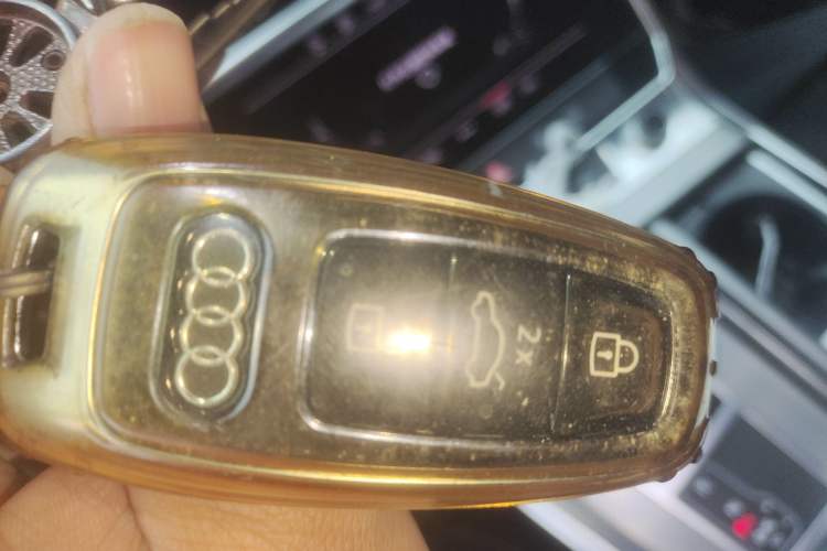 Used Audi A6L 2022 40 TFSI Luxury Dynamic Model
