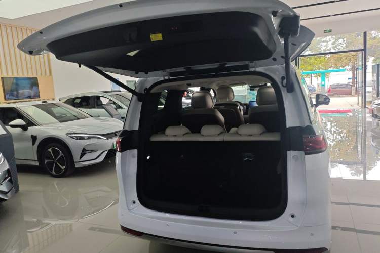 Used BYD Xia 2025 DM-i 1.5T 180km Excellence Model