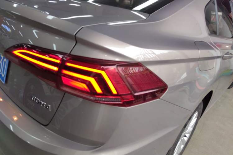 Used Volkswagen Bora 2019 Revised Version 1.5L Automatic Fashionable Style China VI Right Rear Taillight