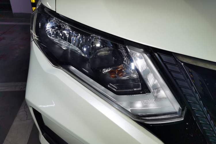 Used Nissan X-Trail 2017 2.0L CVT Comfort Edition 2WD
