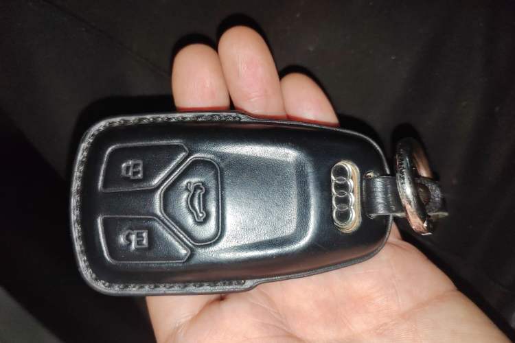 Used Audi A4L 2022 40 TFSI Luxury Dynamic Model
