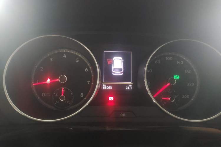 Used Volkswagen Tiguan L 2019 330TSI Automatic Two-Wheel Drive Panoramic Comfort Edition China VI Standard Instrument Cluster