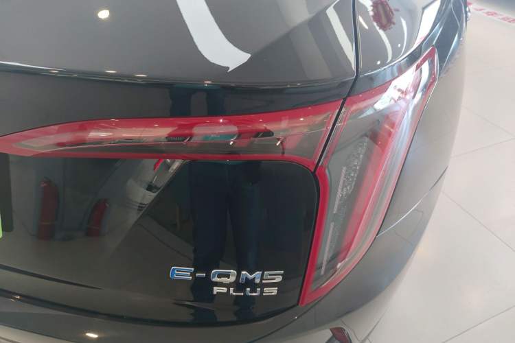 Used Hongqi E-QM5 2024 560km PLUS Right Rear Taillight