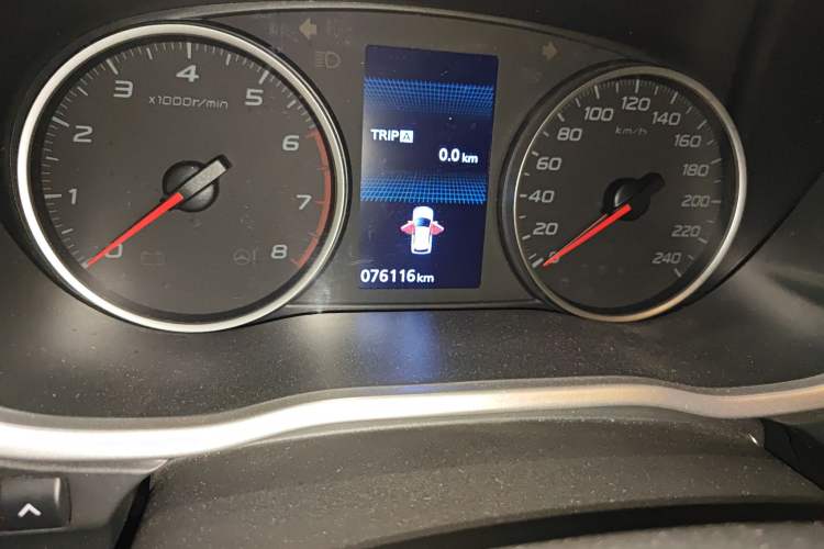 Used Mitsubishi Eclipse Cross 2018 1.5T CVT Two-Wheel Drive Belief Edition Odometer Close Up