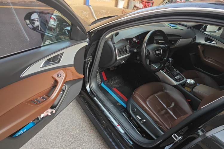 Used Audi A6L 2018 30th Anniversary Edition 35 TFSI Fashion Model
