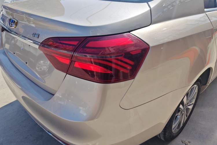 Used Geely Auto Emgrand 2018 1.5L CVT Upward Connect Edition