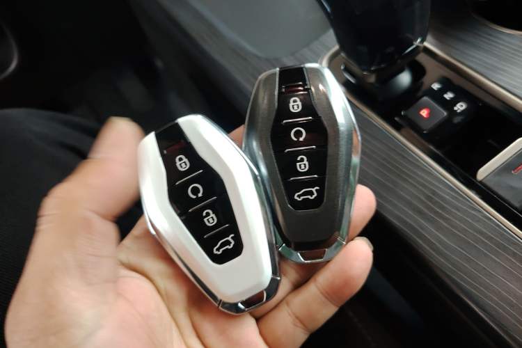 Used JETOUR X90 PRO 2024 1.6T DCT Luxury Edition 5 Seats
