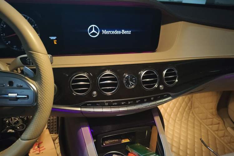 Used Mercedes-Benz S-Class 2019 S 450 L 4MATIC Audio And AC Panel