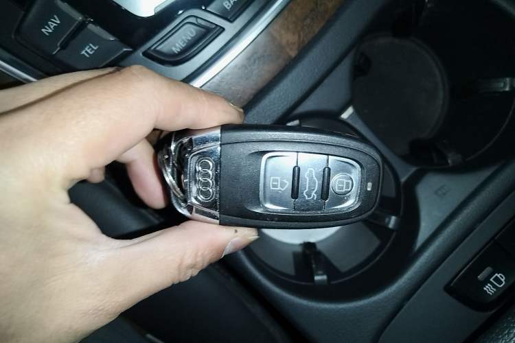 Used Audi Q5 2016 40 TFSI Comfort Model