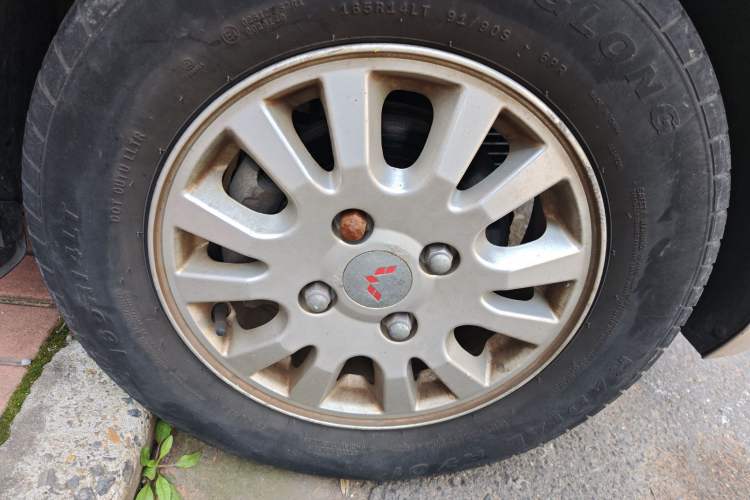 Used Wuling Rongguang V 2016 1.5L Standard Version