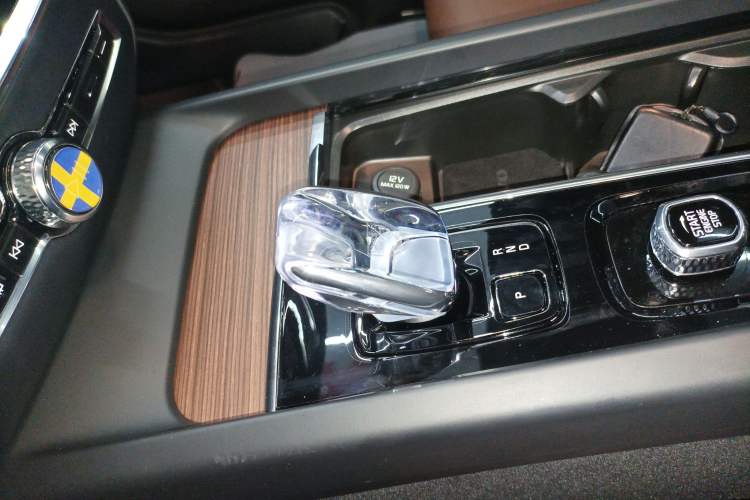 Used Volvo S60 2024 B4 Zhiyuan Luxury Edition