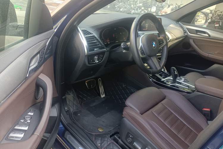 Used BMW X4 2020 xDrive25i M Sport Package Driver Seat