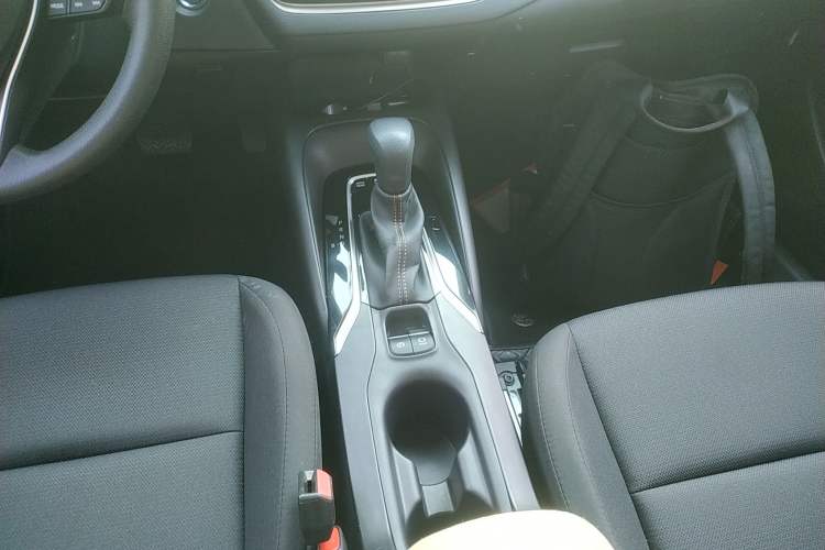 Used Toyota Levin 2023 Smart Electric Hybrid Dual-Engine 1.8L Leading Edition