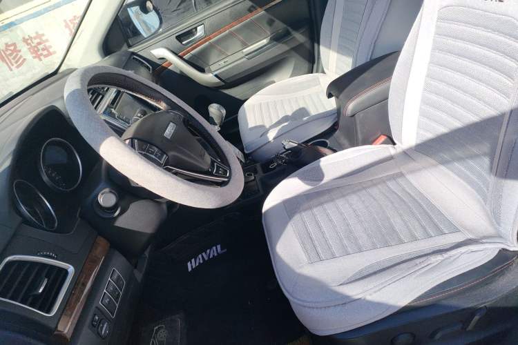 Used Haval H6 2017 Red-Label Sport Edition 1.5T Manual Two-Wheel Drive Elite Model
