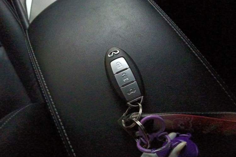 Used Infiniti Q50L 2015 2.0T Enjoyment Edition
