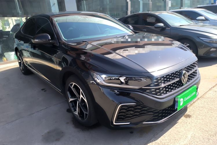 Used Volkswagen Passat 2024 330TSI Starry Elite Edition
