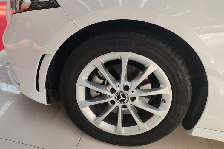 Used Mercedes-Benz A-Class 2022 Restyled A 200 L Sport Sedan Fashion Version
