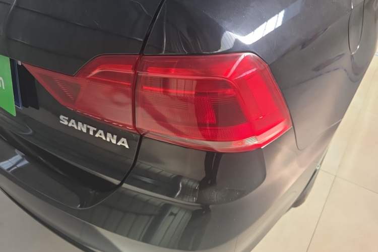 Used Volkswagen Santana 2019 1.5L Automatic Fashion Edition China VI Right Rear Taillight