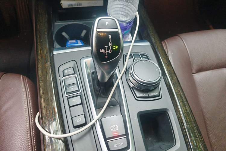 Used BMW X5 2018 xDrive35i M Sport Edition Gear Lever