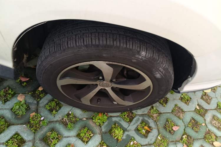 Used BYD S7 2015 2.0T Automatic Prestige Model