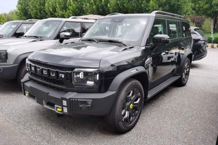 Used JETOUR Traveler C-DM 2025 206km XWD Extended-Length 7-Seater