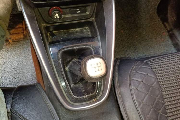 Used Baojun 510 2017 1.5L Manual Fashion Model