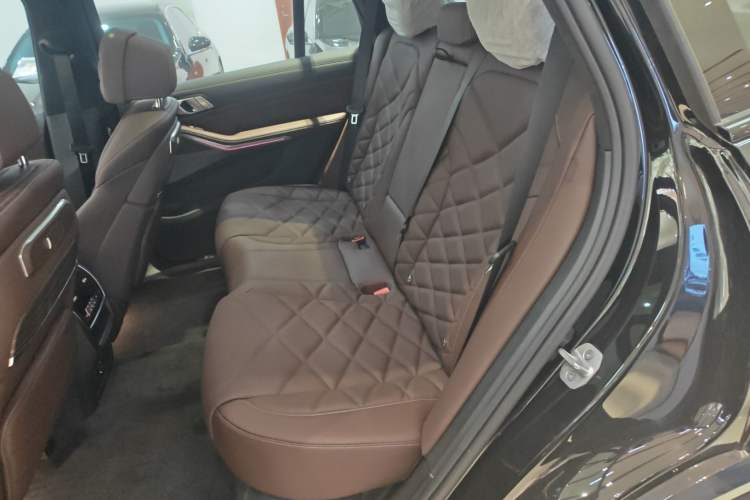 Used BMW X5 2025 Model, xDrive 40Li M Sport Night Package