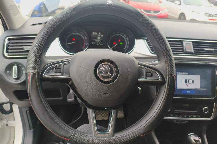 Used Skoda Rapid 2022 1.5L Automatic Comfort Edition