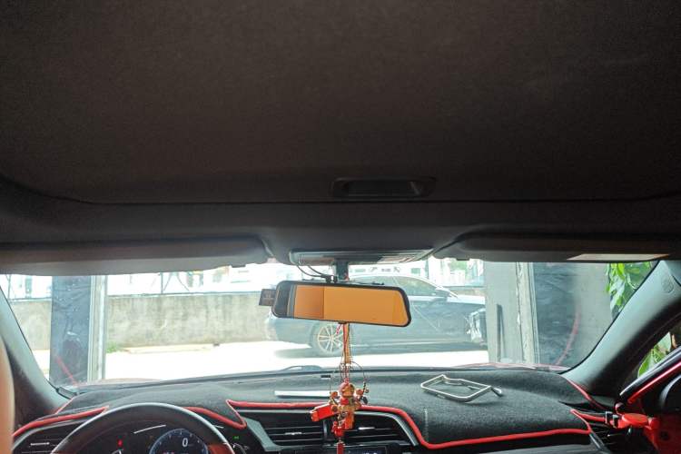 Used Honda Civic 2021 HATCHBACK 220TURBO CVT New Trendsetter
