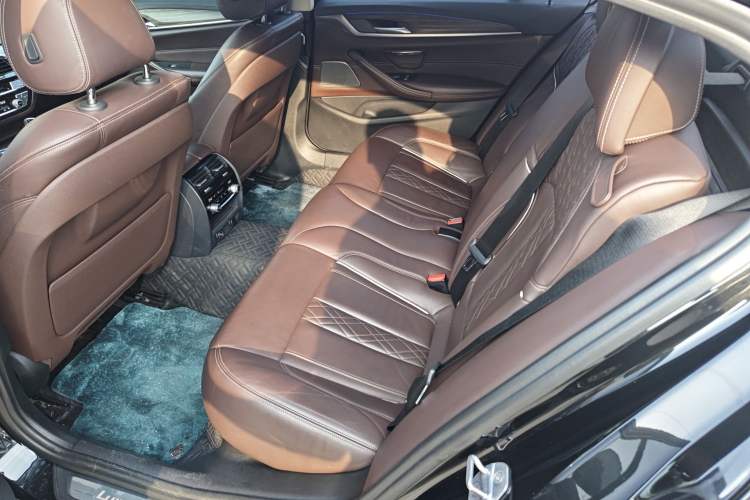 Used BMW 5 Series 2018 Facelifted 530Li Luxury Edition Premium Package
