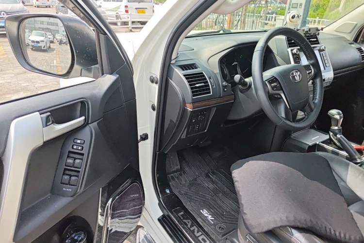 Used Toyota Prado 2018 3.5L Automatic TX-L with Rear-Mounted Spare Tire