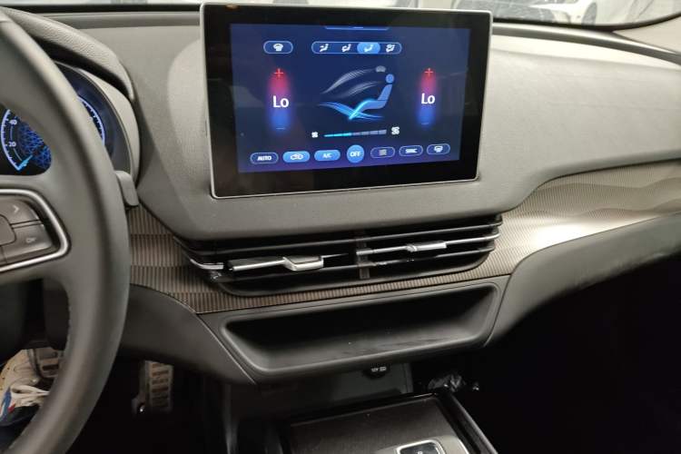 Used Hongqi E-QM5 2021 Charging Version Flagship Edition