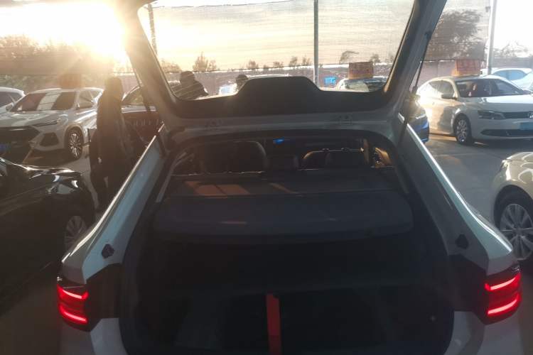 Used Baojun RC-5 2020 1.5T CVT Smart Shine Prestige Edition Trunk