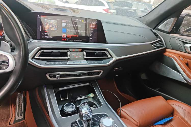 Used BMW X7 2020 xDrive40i Luxury M Sport Package
