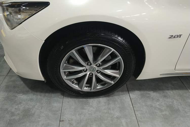 Used Infiniti Q50L 2021 2.0T Comfort Edition
