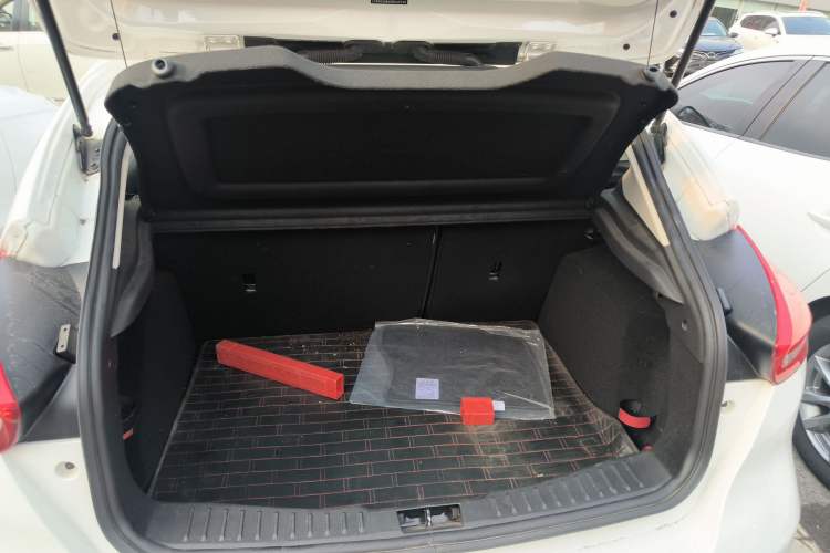 Used Ford Focus 2018 Hatchback Classic 1.6L Automatic Comfort Plus SmartDrive Edition