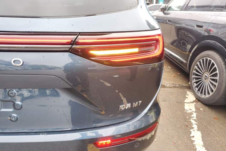 Used Hima AITO M7 2024 1.5T Intelligent Driving 4WD Ultra Version 6 Seats