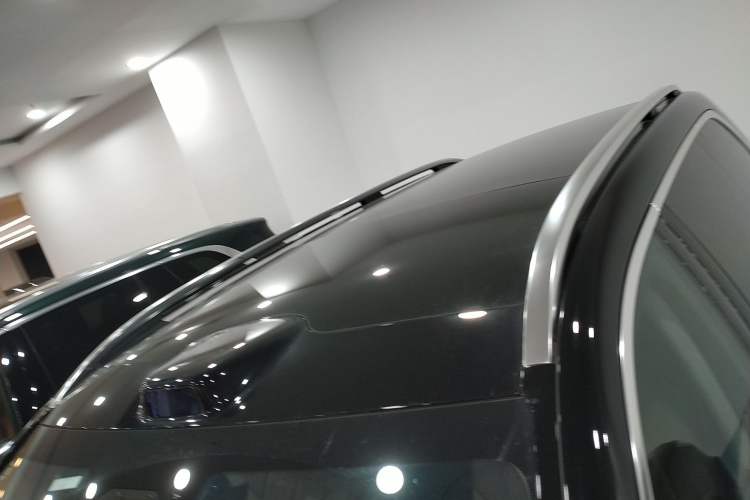 Used Hima AITO M9 2025 Extended-Range Ultra Version 52 kWh 5-Seater Edition Roof